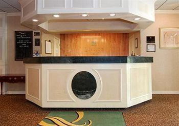 Fairbridge Inn & Suites Poconos Страудсберг Экстерьер фото